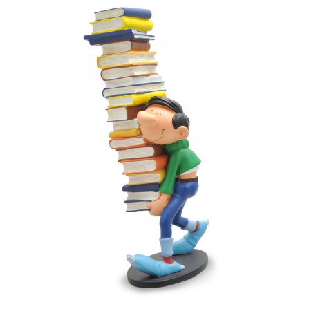Figura De Colección de Gaston Cargando una Pila de LIB