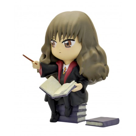 Figura Hermione Granger Estudiando un Hechizo