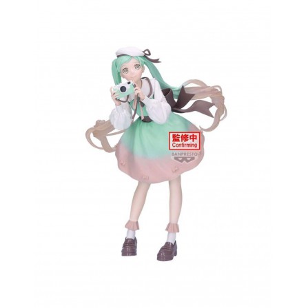 Hatsune miku holiday memories-camera-