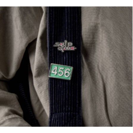 Set pins 2 juego calamar&jugador 456