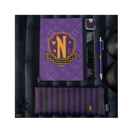 Set de papeleria academia nevermore
